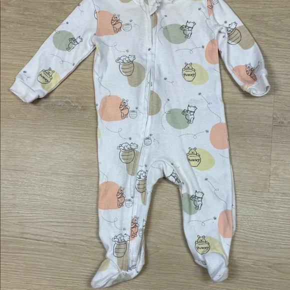 Disney Baby 0/3M Winnie the Pooh HUNNY Footie one Piece - Picture 5 of 6